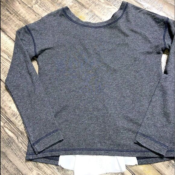 Aerie long sleeve lightweight lace bottom in back top - Picture 1 of 4